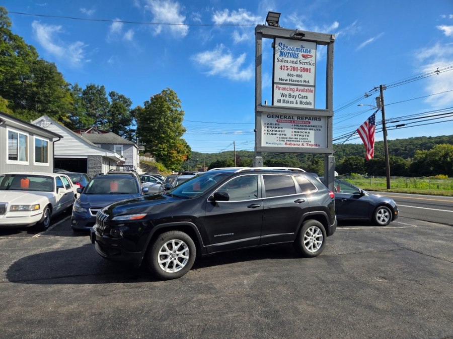 2015 Jeep Cherokee 4WD 4dr Latitude, available for sale in Naugatuck, Connecticut | Streamline Motors LLC. Naugatuck, Connecticut