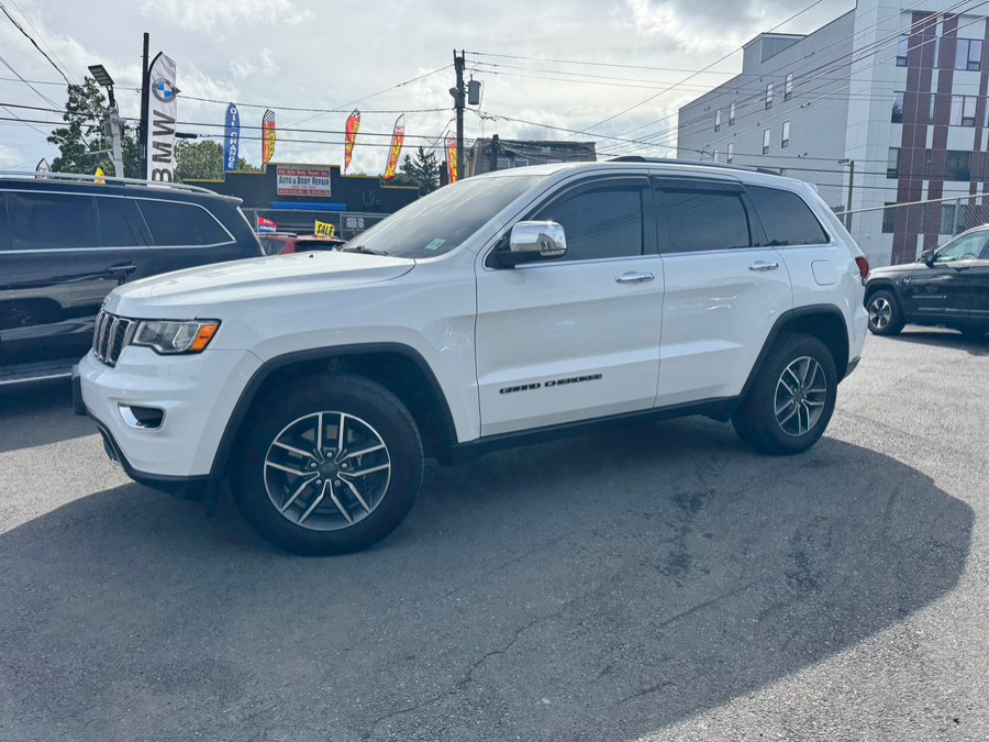 Used 2021 Jeep Grand Cherokee in Irvington, New Jersey | Elis Motors Corp. Irvington, New Jersey