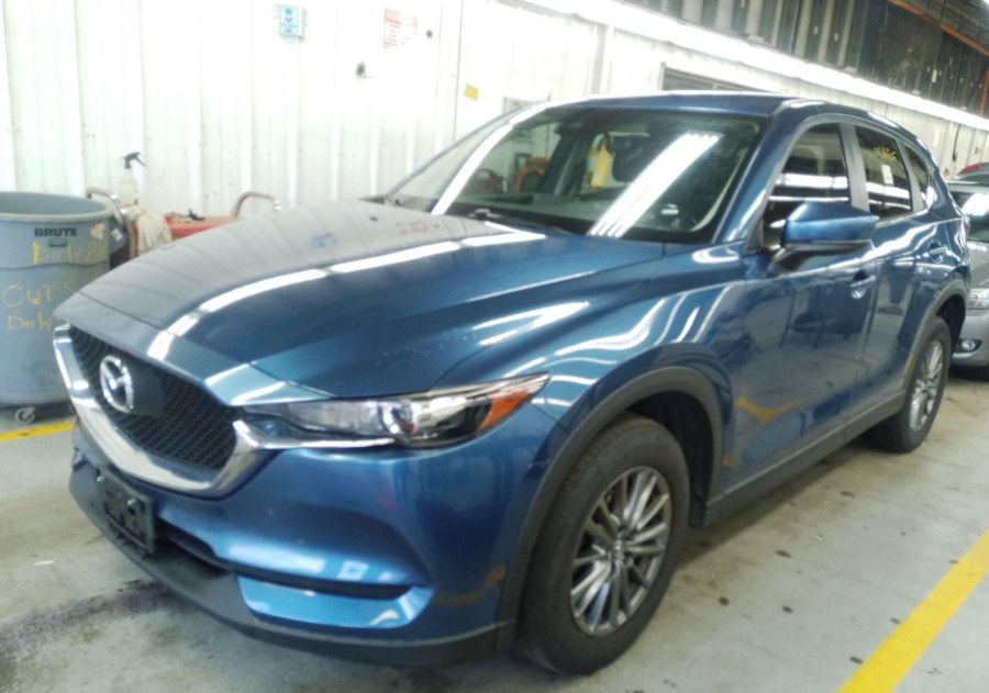 Used 2018 Mazda CX-5 in Meriden, Connecticut | T E A M Auto Center. Meriden, Connecticut