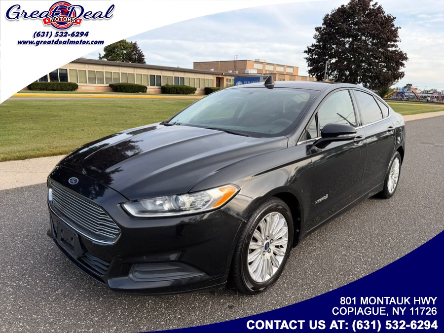 2013 Ford Fusion 4dr Sdn SE Hybrid FWD, available for sale in Copiague, New York | Great Deal Motors. Copiague, New York