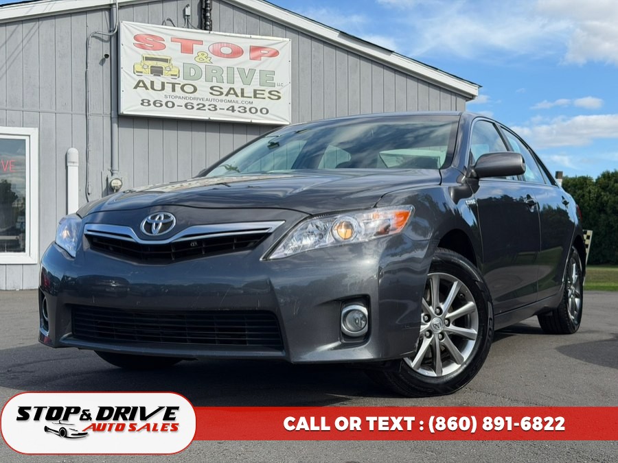 Used 2011 Toyota Camry Hybrid in East Windsor, Connecticut | Stop & Drive Auto Sales. East Windsor, Connecticut