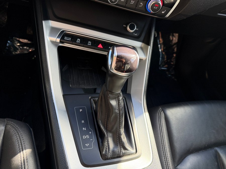 2022 Audi Q3 Premium Plus - Photo 23