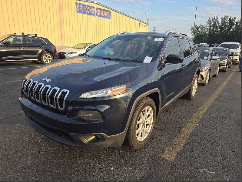 Used 2015 Jeep Cherokee in Brooklyn, New York | Select Auto Dealers Corp. Brooklyn, New York