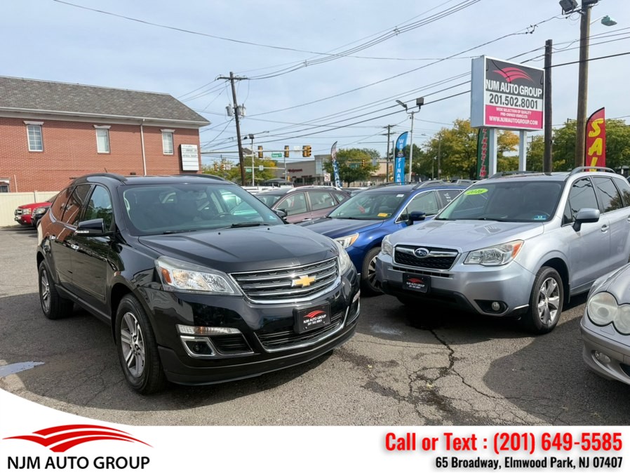 2017 Chevrolet Traverse AWD 4dr LT w/1LT, available for sale in Elmwood Park, New Jersey | NJM Auto Group. Elmwood Park, New Jersey