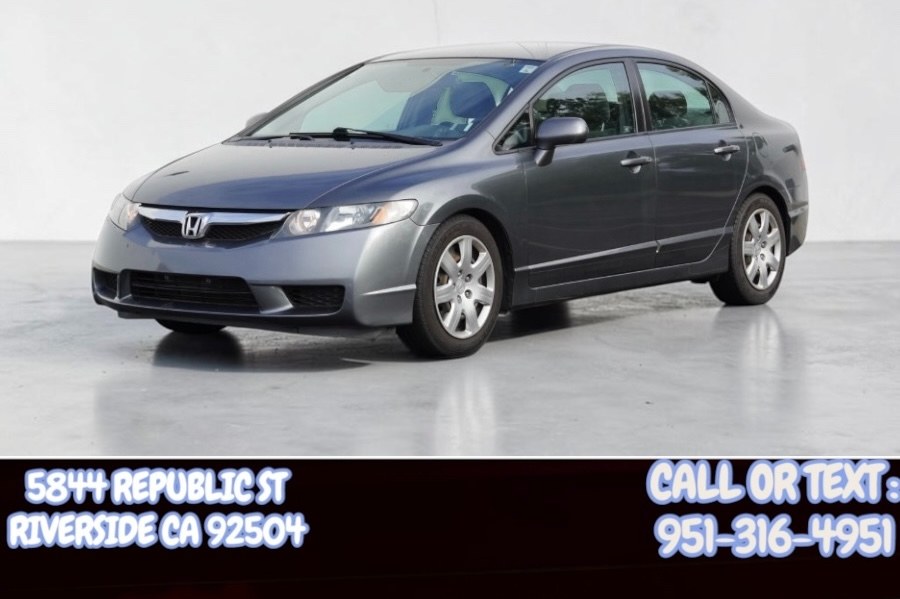 Used 2010 Honda Civic Sdn LX in Riverside, California | Big Timin Motors LLC. Riverside, California