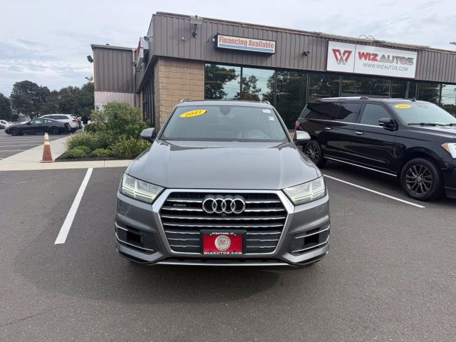 Used 2017 Audi Q7 in Stratford, Connecticut | Wiz Leasing Inc. Stratford, Connecticut