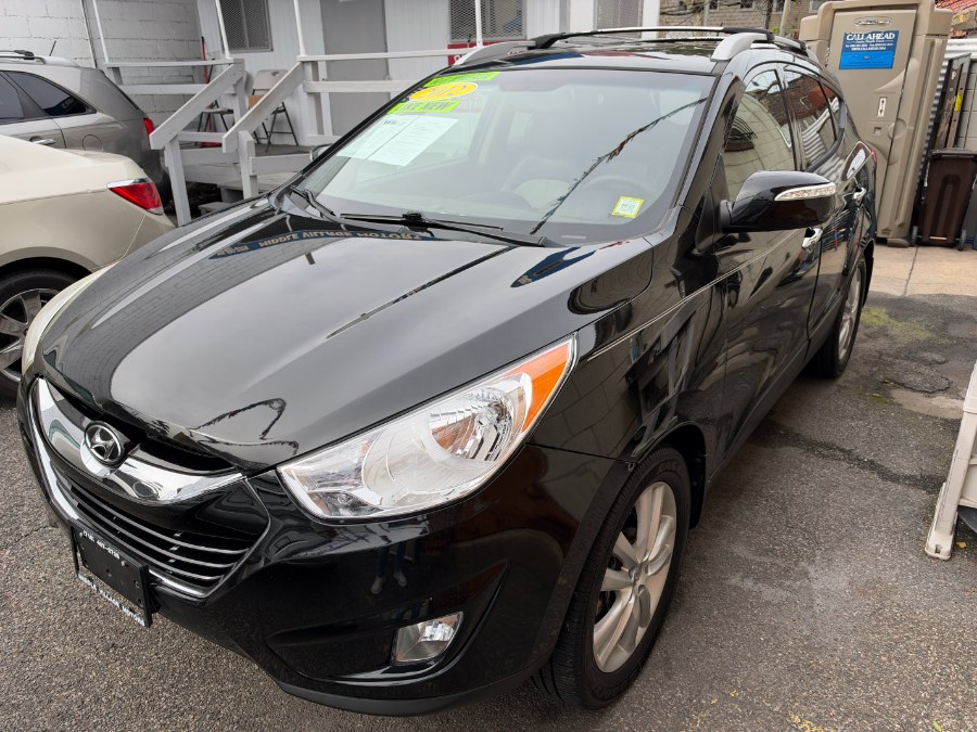 2012 Hyundai Tucson AWD 4dr Auto GLS PZEV, available for sale in Middle Village, New York | Middle Village Motors . Middle Village, New York