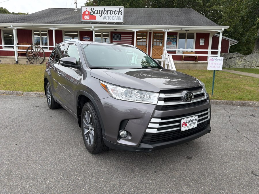 2018 Toyota Highlander XLE V6 AWD (Natl), available for sale in Old Saybrook, Connecticut | Saybrook Auto Barn. Old Saybrook, Connecticut
