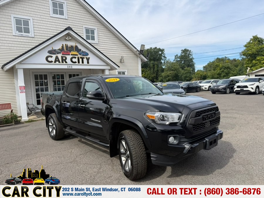 2019 Toyota Tacoma 4WDhttps://www.autofunds.com/ASPX/Main.aspx Limited Double Cab 5'' Bed V6 AT (Natl), available for sale in East Windsor, Connecticut | Car City LLC. East Windsor, Connecticut