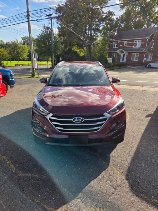 2017 Hyundai Tucson SE AWD, available for sale in New Britain, Connecticut | Supreme Automotive. New Britain, Connecticut