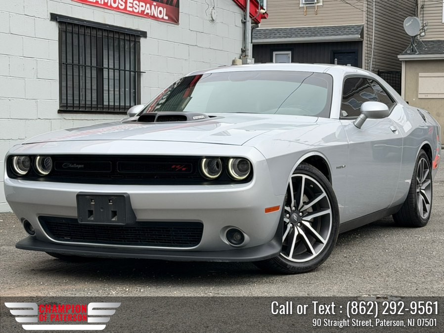 Used 2022 Dodge Challenger in Paterson, New Jersey | Champion of Paterson. Paterson, New Jersey