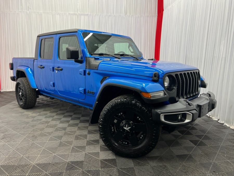 2022 Jeep Gladiator Willys 4x4, available for sale in Paterson, New Jersey | Speedway Motors LLC. Paterson, New Jersey