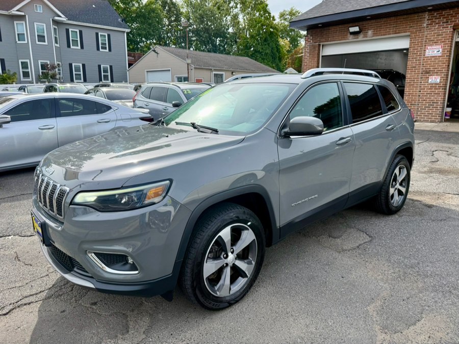 Used 2019 Jeep Cherokee in Hartford, Connecticut | VEB Auto Sales. Hartford, Connecticut