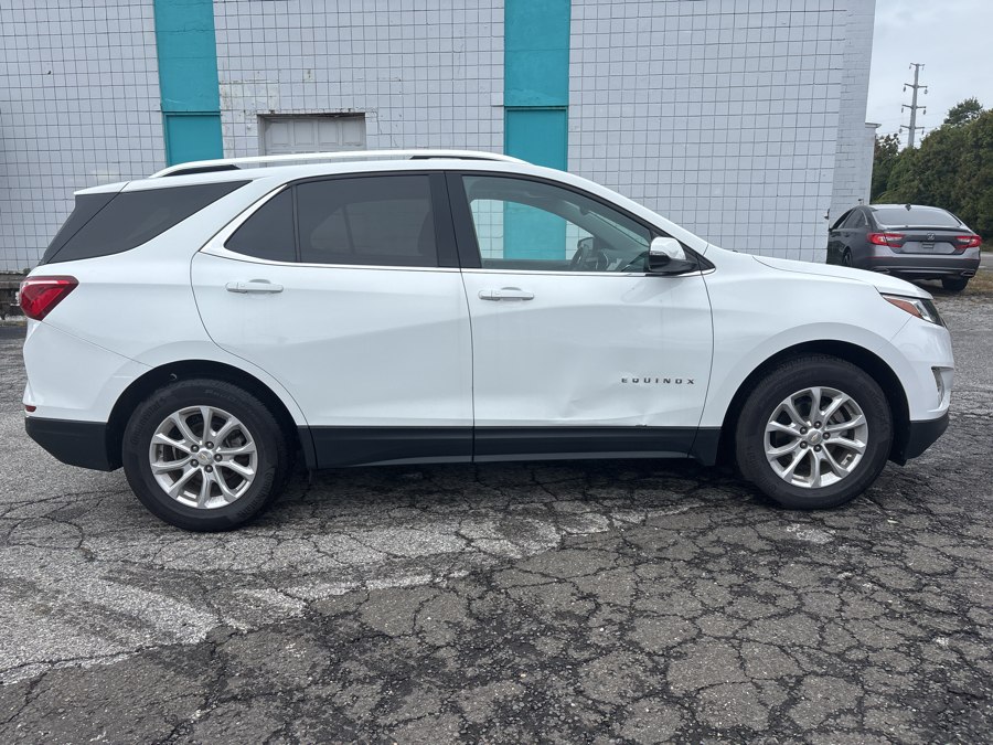 Used 2018 Chevrolet Equinox in Milford, Connecticut | Dealertown Auto Wholesalers. Milford, Connecticut
