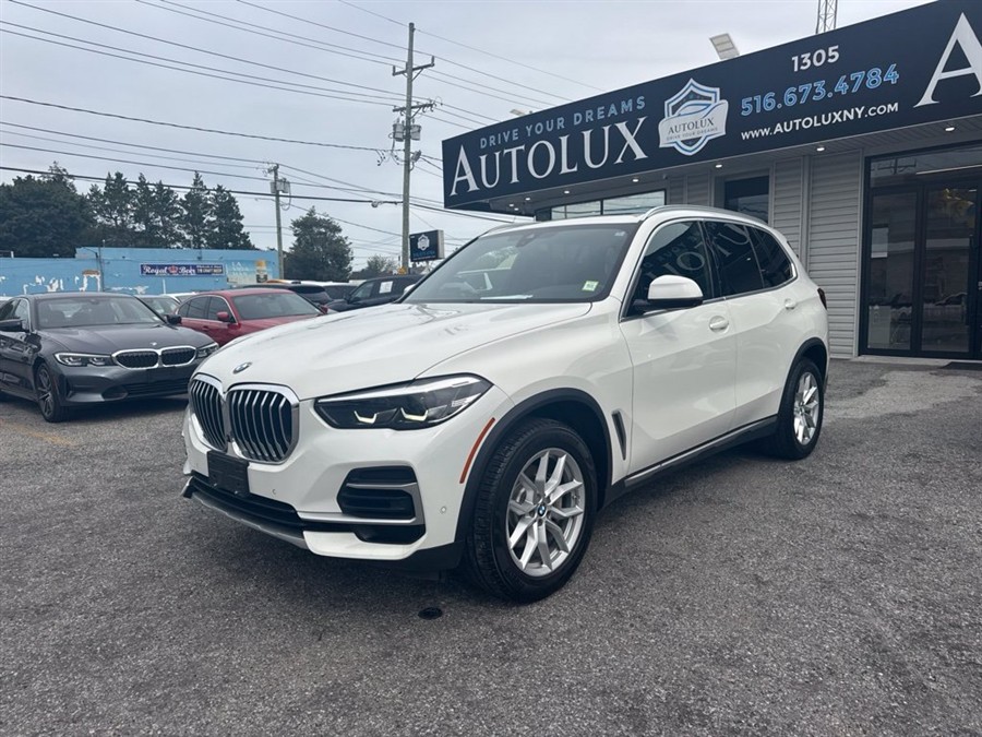 2022 BMW X5 xDrive40i, available for sale in Elmont, New York | AutoLux. Elmont, New York