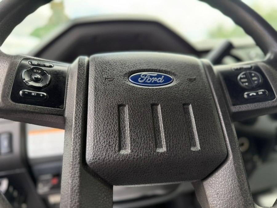 2017 Ford F-650 - Photo 59