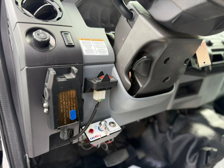 2017 Ford F-650 - Photo 55