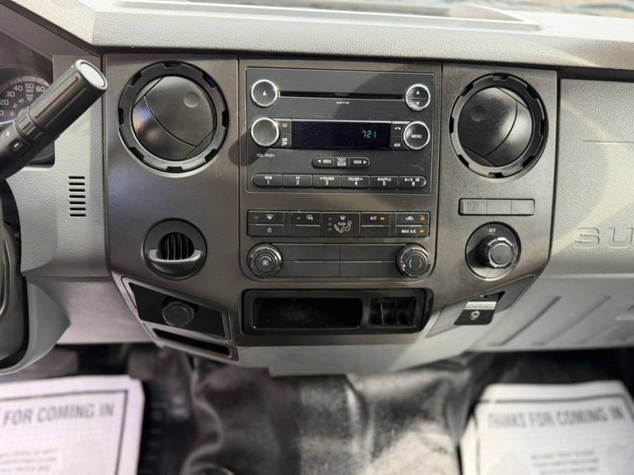 2017 Ford F-650 - Photo 64