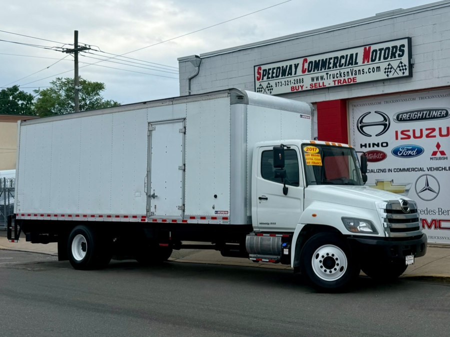 2017 HINO 268A 26 FT MORGAN BOX / WALTCO LIFTGATE / NON CDL, available for sale in Paterson, New Jersey | Speedway Motors LLC. Paterson, New Jersey