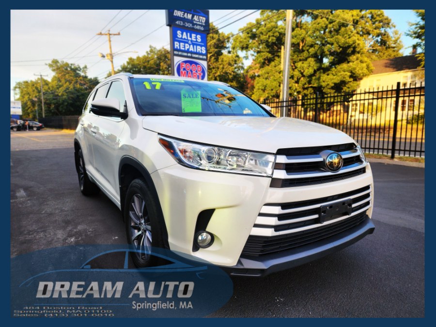 2017 Toyota Highlander XLE V6 AWD (Natl), available for sale in Springfield, Massachusetts | Dream Auto. Springfield, Massachusetts