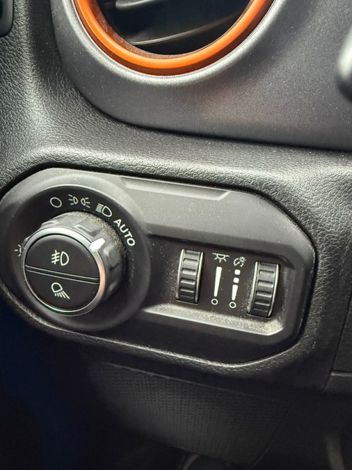 2021 Jeep Gladiator Mojave - Photo 16