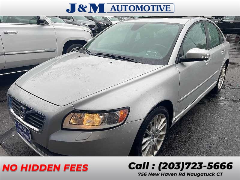 Used 2011 Volvo S40 in Naugatuck, Connecticut | J&M Automotive Sls&Svc LLC. Naugatuck, Connecticut