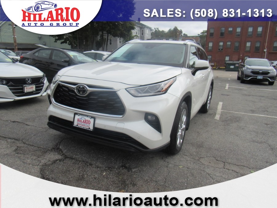 Used 2021 Toyota Highlander in Worcester, Massachusetts | Hilario's Auto Sales Inc.. Worcester, Massachusetts
