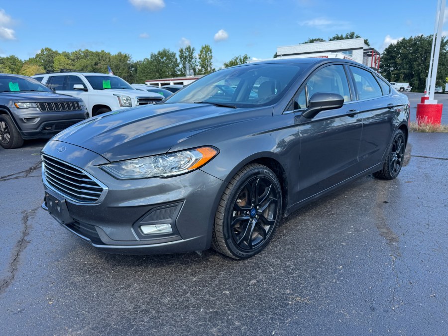 2019 Ford Fusion SE FWD, available for sale in Ortonville, Michigan | Marsh Auto Sales LLC. Ortonville, Michigan