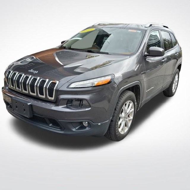 Used 2015 Jeep Cherokee in Torrington, Connecticut | Northwest Hills. Torrington, Connecticut