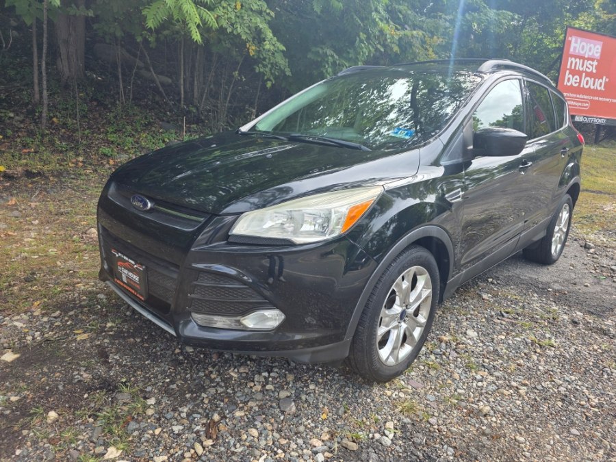 2013 Ford Escape FWD 4dr SE, available for sale in Bloomingdale, New Jersey | Bloomingdale Auto Group. Bloomingdale, New Jersey
