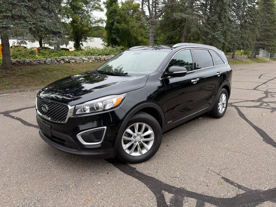 Used 2018 Kia Sorento in Waterbury, Connecticut | Platinum Auto Care. Waterbury, Connecticut