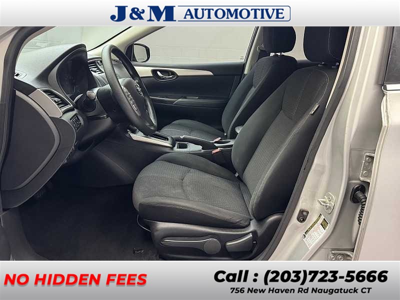 2017 Nissan Sentra S - Photo 11