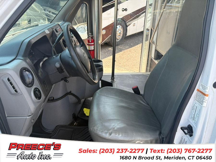 2018 Ford E-Series Cutaway Base - Photo 11