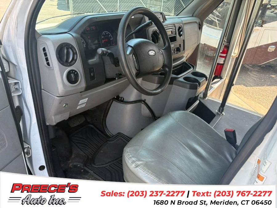 2018 Ford E-Series Cutaway Base - Photo 12