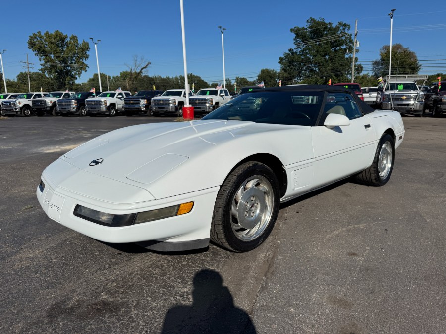 1995 Chevrolet Corvette 2dr Convertible, available for sale in Ortonville, Michigan | Marsh Auto Sales LLC. Ortonville, Michigan