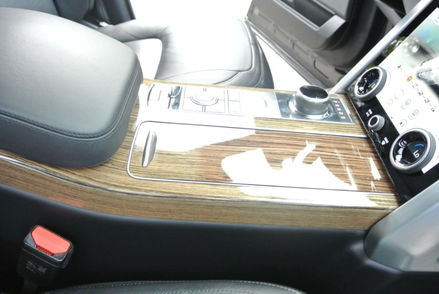 2018 Land Rover Range Rover - $28,477