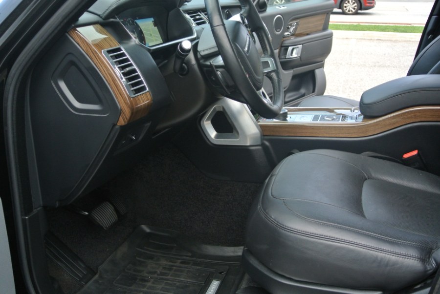 2018 Land Rover Range Rover - $28,477