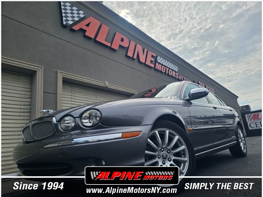 Used 2007 Jaguar X-TYPE in Wantagh, New York | Alpine Motors Inc. Wantagh, New York