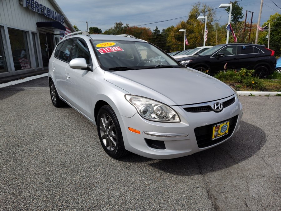 Used 2012 Hyundai Elantra Touring in Wilton, Connecticut | Performance Motor Cars Of Connecticut LLC. Wilton, Connecticut