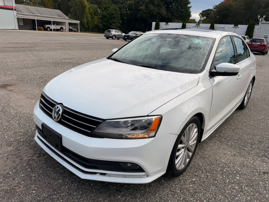 2015 Volkswagen Jetta Sedan 4dr Auto 1.8T SE PZEV, available for sale in Springfield, Massachusetts | Auto Globe LLC. Springfield, Massachusetts