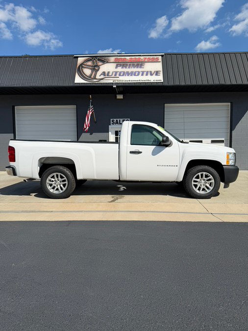 2009 Chevrolet Silverado 1500 4WD Reg Cab 133.0" Work Truck, available for sale in Denver, North Carolina | Prime Automotive LLC. Denver, North Carolina