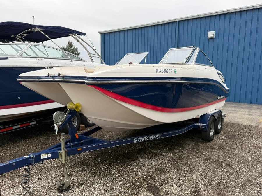 2011 Starcraft CSX 22 I/O Bowrider, available for sale in Darien, Wisconsin | Geneva Motor Cars. Darien, Wisconsin