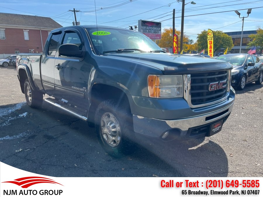 2008 GMC Sierra 2500HD 4WD Ext Cab 143.5" SLT, available for sale in Elmwood Park, New Jersey | NJM Auto Group. Elmwood Park, New Jersey