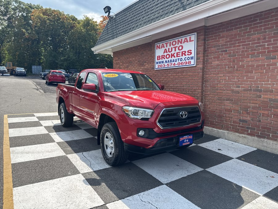 2016 Toyota Tacoma 4WD Access Cab V6 AT SR5, available for sale in Waterbury, Connecticut | National Auto Brokers, Inc.. Waterbury, Connecticut