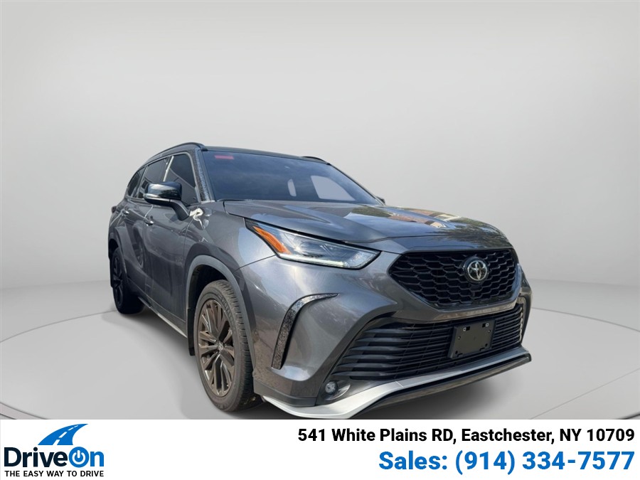 Used 2023 Toyota Highlander in Eastchester, New York | Drive On. Eastchester, New York