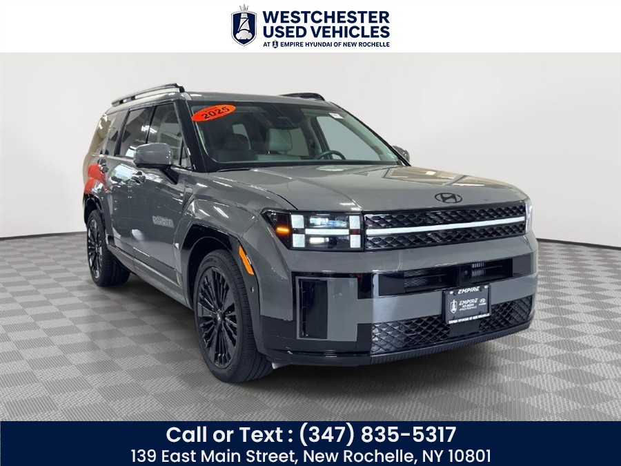 Used 2025 Hyundai Santa Fe Hybrid in New Rochelle, New York | Apex Westchester Used Vehicles. New Rochelle, New York