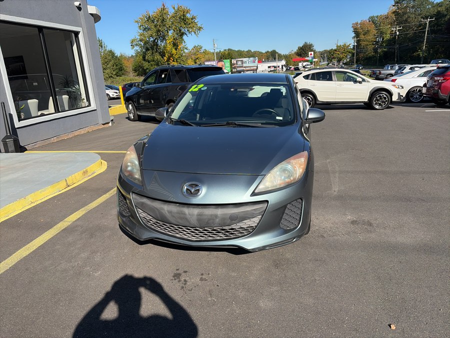 2012 Mazda Mazda3 5dr HB Auto i Touring, available for sale in Middletown, Connecticut | Newfield Auto Sales. Middletown, Connecticut