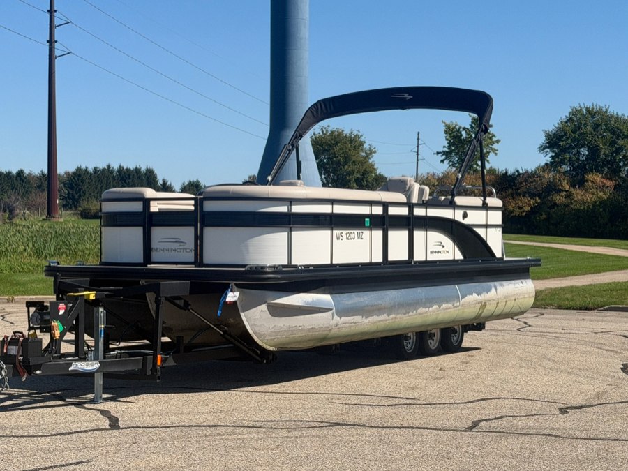 2018 Bennington SX23 23SSRX, available for sale in Darien, Wisconsin | Geneva Motor Cars. Darien, Wisconsin