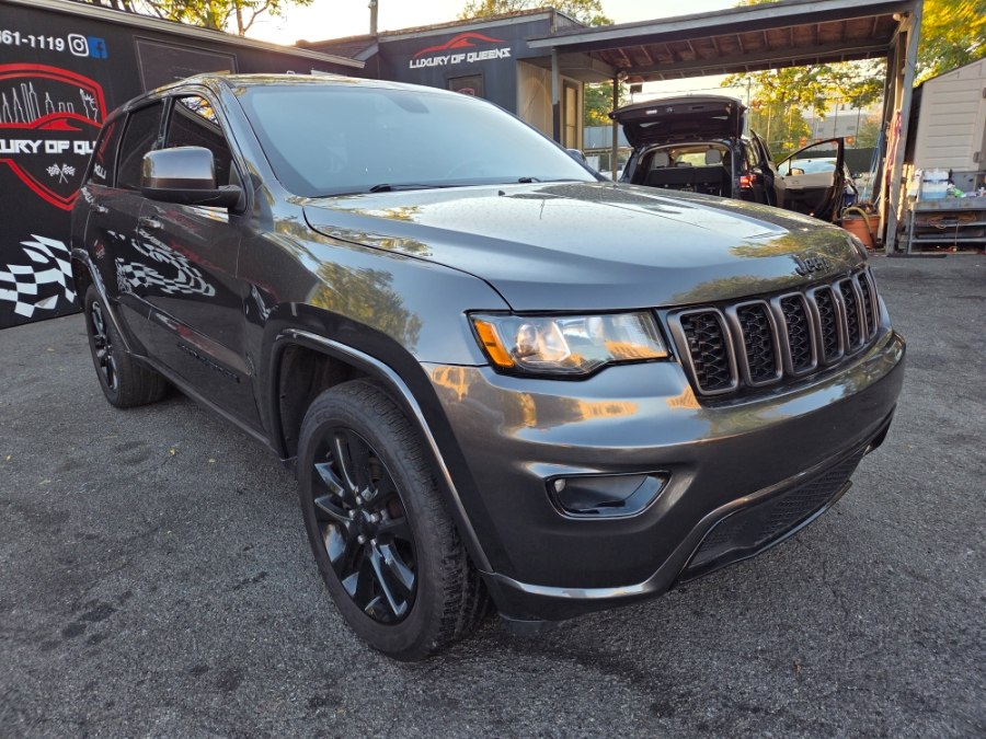 Used 2020 Jeep Grand Cherokee in Long Island City, New York | Luxury Of Queens. Long Island City, New York