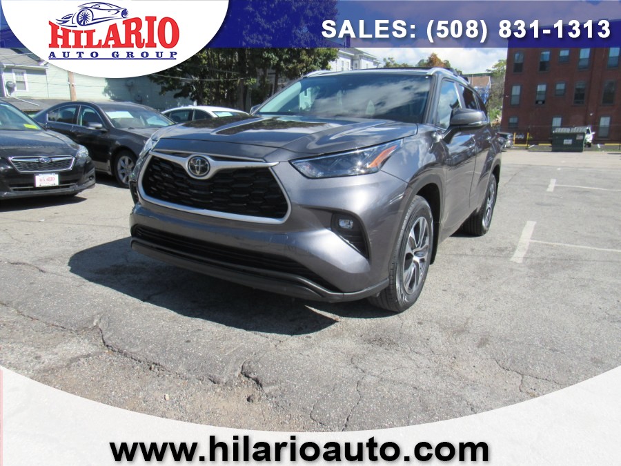 Used 2024 Toyota Highlander in Worcester, Massachusetts | Hilario's Auto Sales Inc.. Worcester, Massachusetts